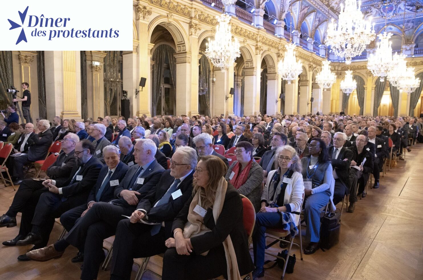Participants au Dîner des protestants à l’Hôtel de Ville de Paris, photographie d’une édition précédente